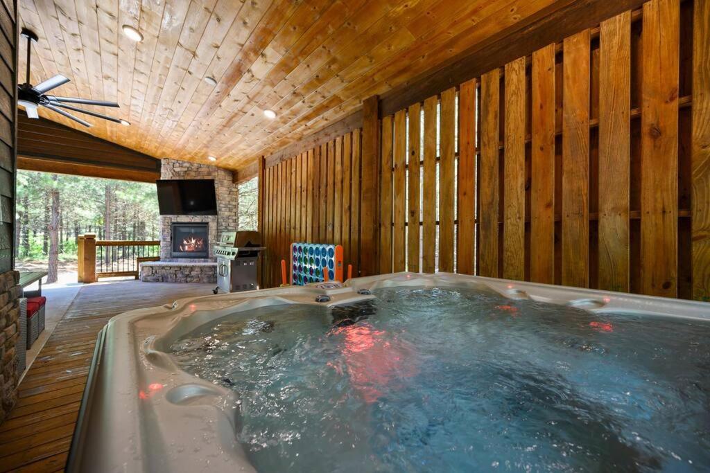 The Whiskey Trip! Family Getaway Villa Broken Bow Buitenkant foto