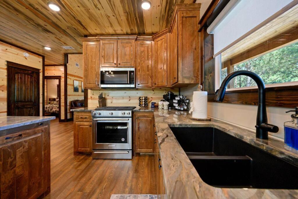 The Whiskey Trip! Family Getaway Villa Broken Bow Buitenkant foto