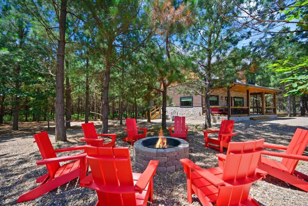 The Whiskey Trip! Family Getaway Villa Broken Bow Buitenkant foto